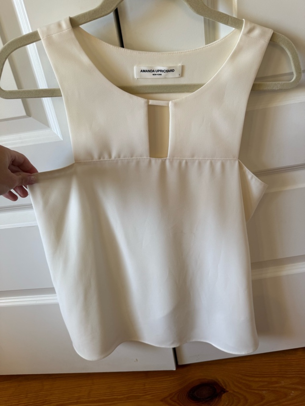 Amanda Uprichard Cream Sleeveless Keyhole Blouse